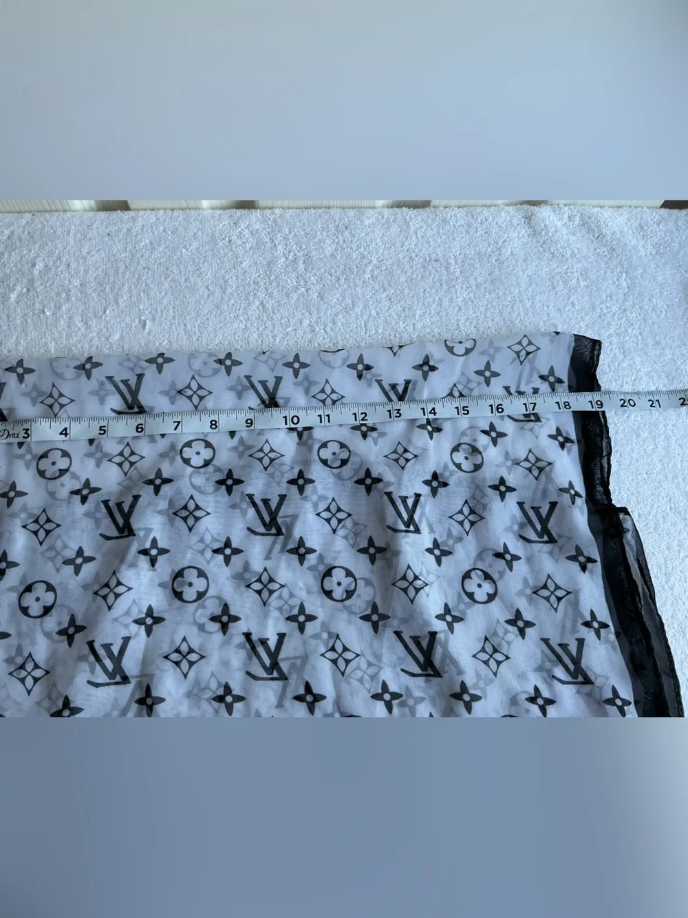 LV Monogram Sheer Logo Scarf - Black on White - Picture 6 of 11
